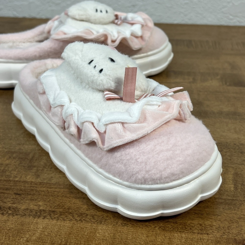 Sanrio HELLO KITTY Women's Plush Slippers Size 40-41 - Picture 12 of 16